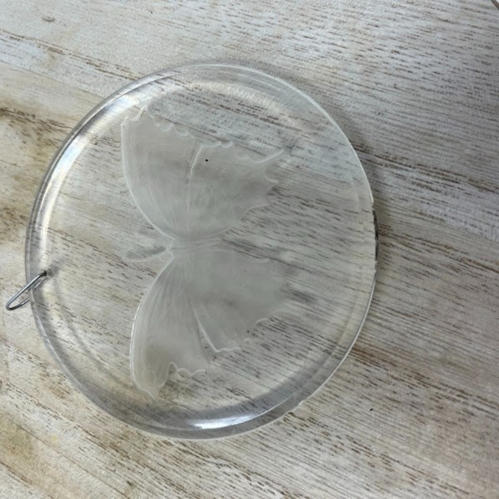 Etched Glass Butterfly Ornament – Clear Round Hanging Sun Catcher, Vintage Style - Picture 3 of 7